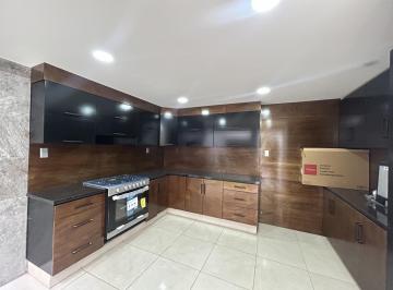 Casa · 254m² · 3 Recámaras · 3 Estacionamientos · Casa en Venta en San Mateo Atenco