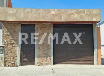 Casa · 90m² · 3 Recámaras · 1 Estacionamiento · Casa en Venta - (4)