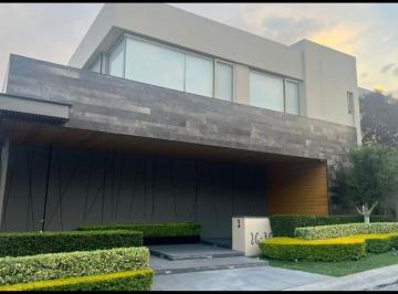Casa de 3 habitaciones, León · Casa en Renta Amueblada en Renta Lomas del Molino Doble Terreno