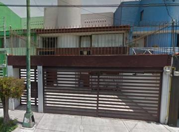 Casa de 3 habitaciones, Tlalpan · ¡Bonita Casa en Remate!