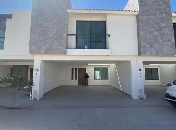 Casa · 169m² · 3 Recámaras · 2 Estacionamientos · Casa en Venta en Valle Real Residencial