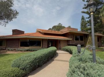 Casa · 680m² · Casa en Venta Refugio Campestre, León, Guanajuato