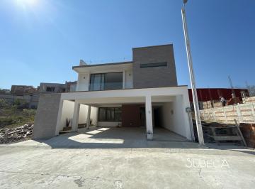 Casa de 4 habitaciones, Xalapa · Casa Nueva en Venta en Fracc. Privado en Zona Monte Magno, Xalapa