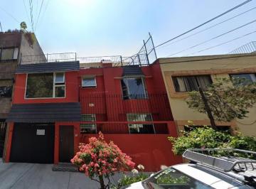 Casa de 4 habitaciones, Miguel Hidalgo · Casa en Venta Col. Irrigación, Miguel Hidalgo, Ciudad de México