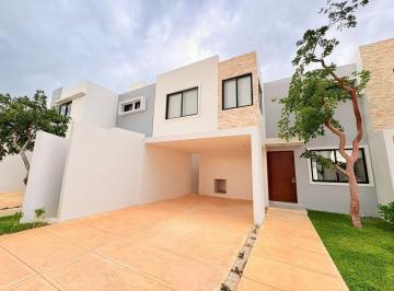 Casa · 140m² · 2 Recámaras · 2 Estacionamientos · Casa en Venta Al Poniente de Mérida