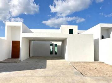 Casa · 454m² · 4 Recámaras · 4 Estacionamientos · Casa en Venta en Dzitya