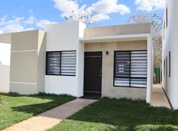Casa · 160m² · 2 Recámaras · 2 Estacionamientos · Casa en Venta en El Fraccionamiento Los Heroes