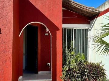 Casa · 300m² · 2 Recámaras · 1 Estacionamiento · Casa en Venta 1 Plnata, Santa María Chuburna