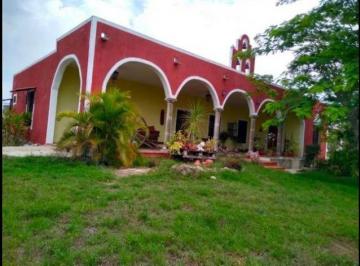 Casa · 140m² · 3 Recámaras · 5 Estacionamientos · Casa Tipo Hacienda con Terreno