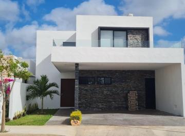 Casa · 3 Recámaras · 2 Estacionamientos · ? Casa en Venta en Privada?
