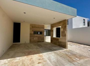 Casa · 207m² · 1 Estacionamiento · Casa en Venta 1 Planta Privada Conkal