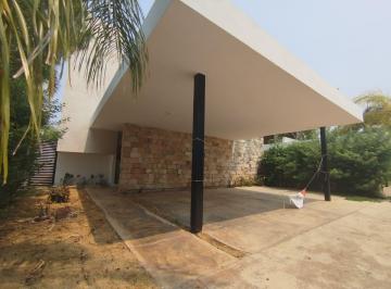 Casa · 269m² · 3 Recámaras · 3 Estacionamientos · Casa en Venta en Privada Temozón Norte