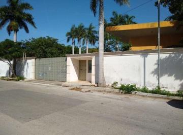 Casa · 1383m² · 4 Recámaras · 6 Estacionamientos · Casa en Venta en San Juan Grande Brisas