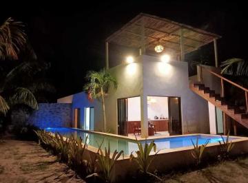 Casa · 183m² · 3 Recámaras · 2 Estacionamientos · Casa en Venta San Crisanto