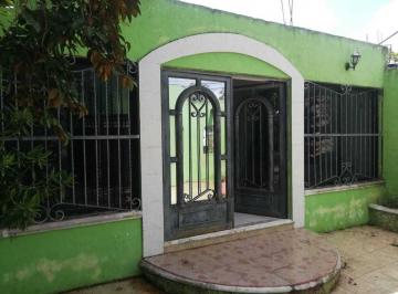 Local comercial · 394m² · 2 Estacionamientos · Local Tipo Quinta en Venta