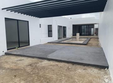 Casa · 346m² · 4 Recámaras · 3 Estacionamientos · Casa en Venta en Dzitya de Una Planta, precio de Oportunidad