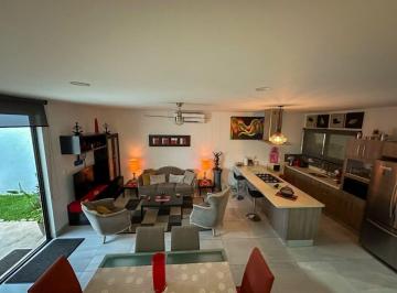 Casa · 2 Recámaras · 2 Estacionamientos · Venta de Casa de 2 Habitaciones en Temozon