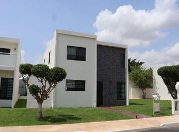 Casa · 220m² · 3 Recámaras · 2 Estacionamientos · Casa en Venta en El Fraccionamiento Las Americas