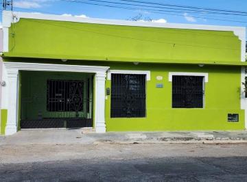 Casa · 323m² · 3 Recámaras · 1 Estacionamiento · Casa Colonial a 3 Calles de La Plancha Mérida Yucatán