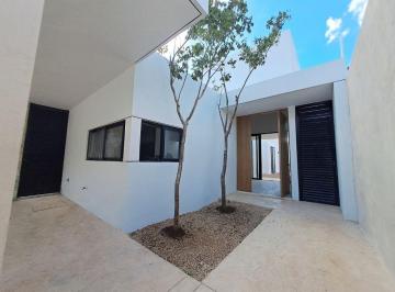 Casa · 340m² · 3 Recámaras · 3 Estacionamientos · Casa Pre - Venta Mérida, Divina, Una Planta, 422 m², Dzityá