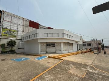 Local comercial · 300m² · Local en Renta Av Independencia Esq. Quevedo. Col. Puerto México. Coatzacoalcos, Ver.