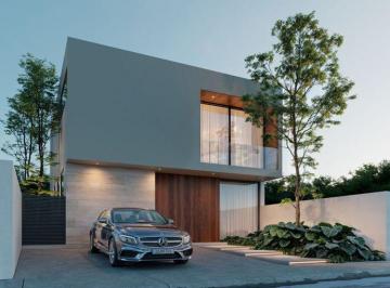 Casa · 205m² · 3 Recámaras · 3 Estacionamientos · Casa en Preventa en El Edén