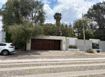 Casa de 3 habitaciones, Querétaro · Rento Casa Amueblada en Jurica, Excelente Para Ejecutivos Extranjeros