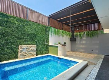 Casa · 332m² · 3 Recámaras · 2 Estacionamientos · Casa en Venta Residencial Country con Albrca