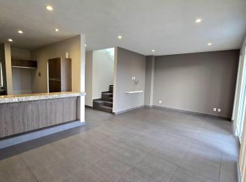Casa en condominio de 4 habitaciones, Querétaro · Casa en Oportunidad en Excelentes Condiciones en Altozano