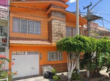 Casa de 4 habitaciones, Nezahualcóyotl · ¡Gran Inmueble en Remate Bancario!
