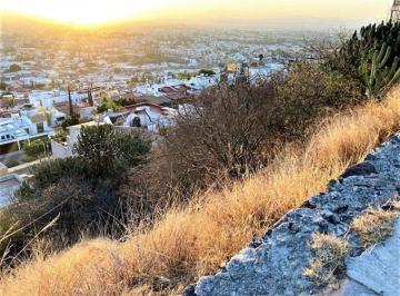 Terreno / Lote en Venta Loma Dorada · Terreno en Venta en Loma Dorada, Querétaro ¡Con Hermosa Vista a La Ciudad!