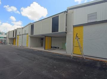 Oficina · 220m² · 2 Estacionamientos · Bodega y Oficina a Dos Cuadras de La Av Huayacan