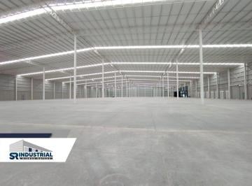 Nave industrial · 8437m² · 99 Estacionamientos · Renta de Nave Industrial en Queretaro