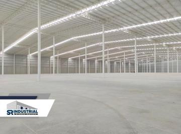 Nave industrial · 3476m² · 127 Estacionamientos · Renta de Nave Industrial en Queretaro