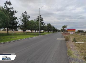 Terreno / Lote · 2413m² · Terreno Comercial en Venta en Queretaro
