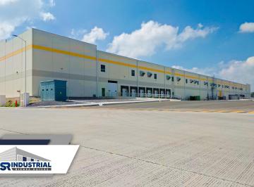 Local comercial · 8751m² · Nave Industrial en Renta en Pedro Escobedo | Querétaro