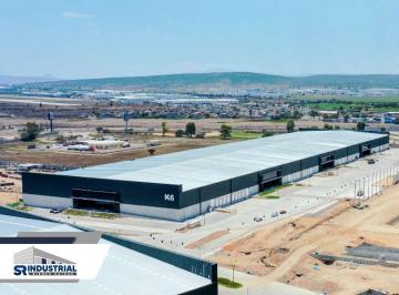 Nave industrial · 2685m² · 33 Estacionamientos · Renta de Nave Industrial en Queretaro