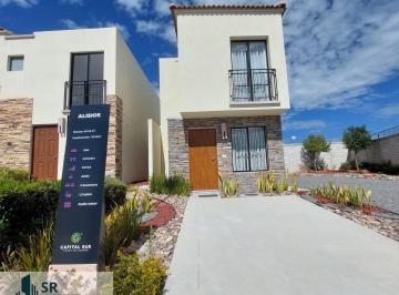 Casa · 74m² · Venta de Casa en Capital Sur