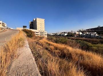 Terreno / Lote · 891m² · Terreno en Venta en Milenio III, Querétaro. Para Desarrollo Vertical de Hasta 18 Departamentos