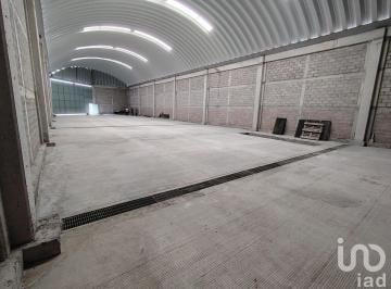 Bodega comercial · 1151m² · 4 Recámaras · 30 Estacionamientos · Bodega en Renta con Terreno y Oficinas Sobre Av Principal. Zona Zumpango