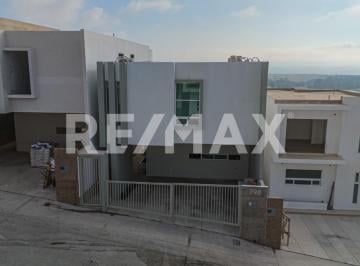 Casa · 160m² · 3 Recámaras · 2 Estacionamientos · Se Vende Hermosa Casa con Vista Al Mar en Ensenada, Bc. - (4)