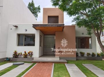 Casa de 3 habitaciones, Tequisquiapan · Casa en Venta en Club de Golf Tequisquiapan