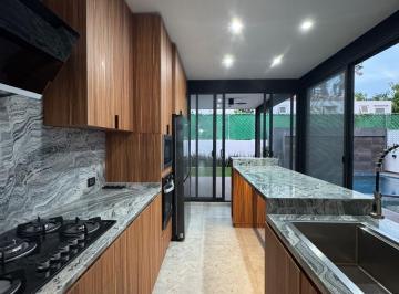 Casa de 4 habitaciones, Atlatlahucan · Venta de Casa Nueva en Fraccionamiento en Lomas de Cocoyoc, Morelos