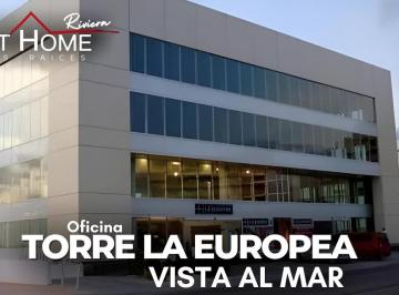 Oficina · 76m² · 2 Estacionamientos · Oficina en Renta de 76 m² en Torre La Europea Vista Al Mar