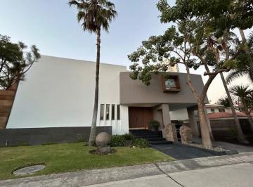 Casa de 3 habitaciones, Zapopan · Casa en Venta Puerta de Hierro, Andares, Zapopan, Jalisco