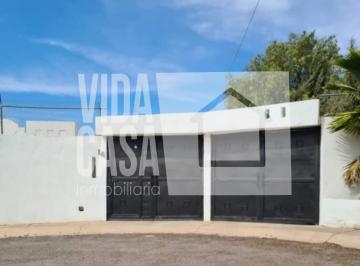 Casa · 129m² · 4 Recámaras · 2 Estacionamientos · Casa en Fraccionamiento Lomas del Sur