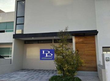 Casa 150m² Venta Residencial El Refugio · Casa en Venta en El Refugio, Querétaro - ¡Con Roof Garden!