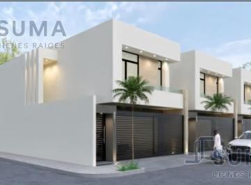 Casa · 240m² · 3 Recámaras · 2 Estacionamientos · Casa en Venta en Col. Los Mangos, Madero Tamaulipas.