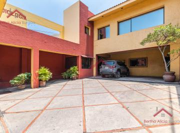 Casa uso de suelo , Cuernavaca · Propiedad Comercial Galeana Las Palmas