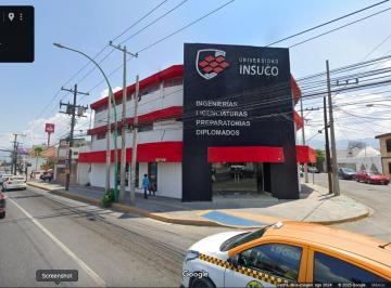 Oficina de 25 habitaciones, Monterrey · Edificio de 3 Plantas en Renta en Av Lincoln con Alto Flujo Vehicular 24/7